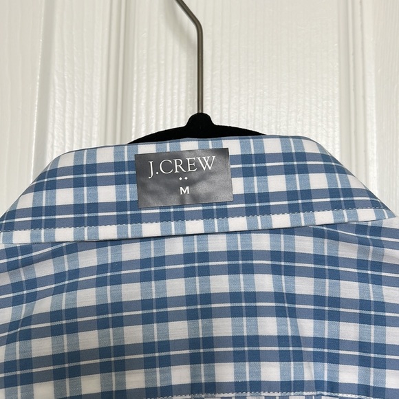 NWT- Slim Performance Dress Shirt- never worn J. Crew Factory- size Medium - Picture 4 of 4